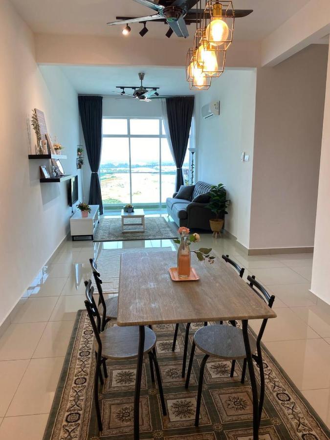 Family Stay, Sepang Klia, Free 2 Parking&Unifi المظهر الخارجي الصورة